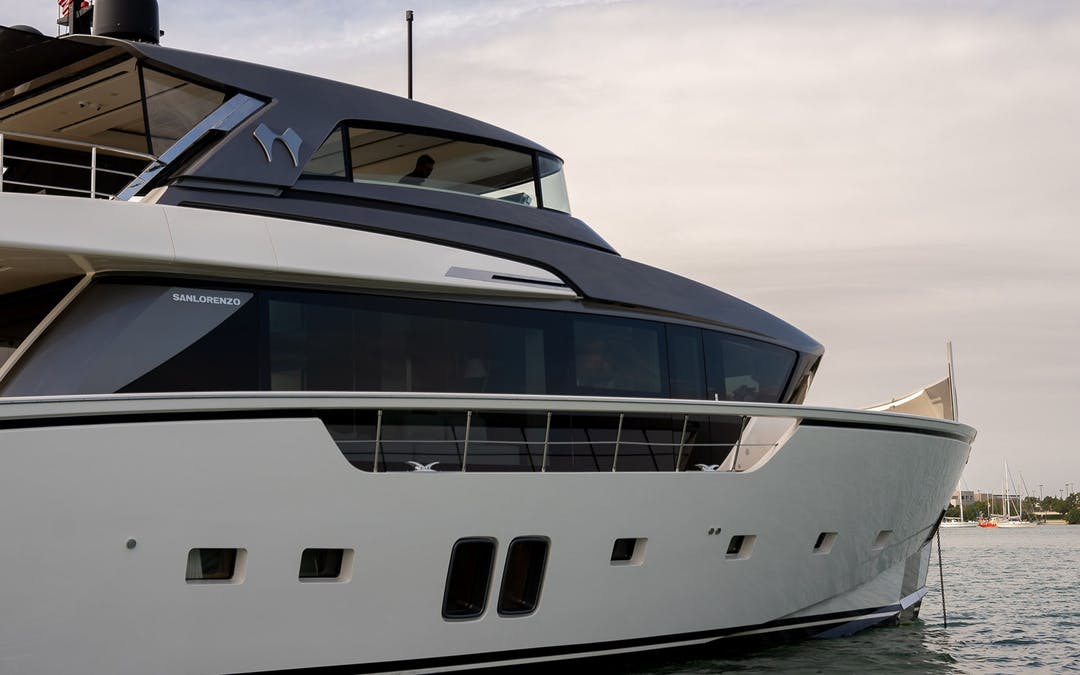 89 Sanlorenzo luxury charter yacht - Island Gardens Marina, Mac Arthur Causeway, Miami, FL, USA