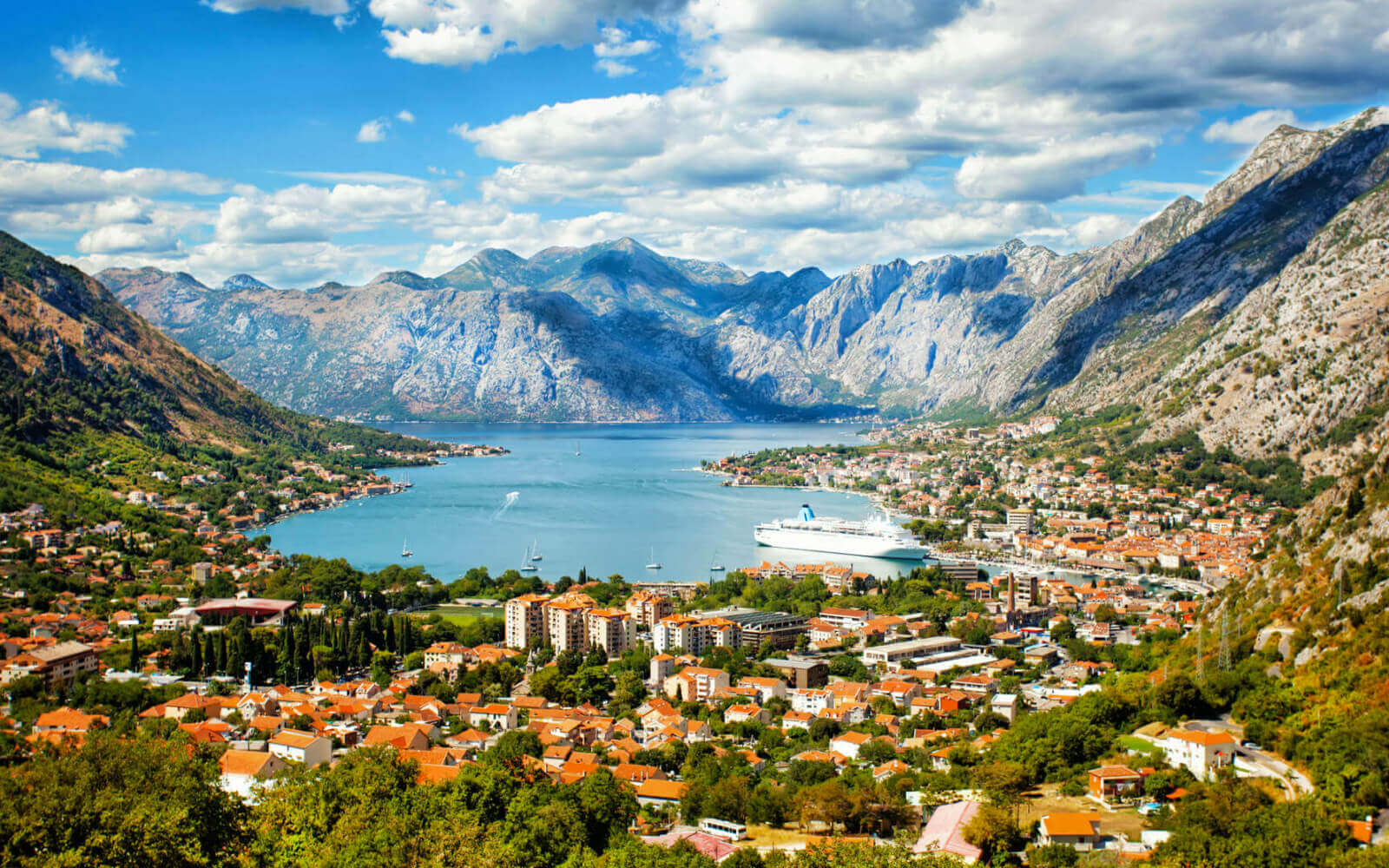 YachtLife Montenegro Yachting Itinerary 1 - 2